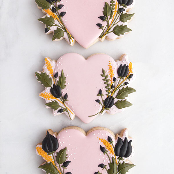 Arrow Heart Cookie Cutter — SUGARBOMBE