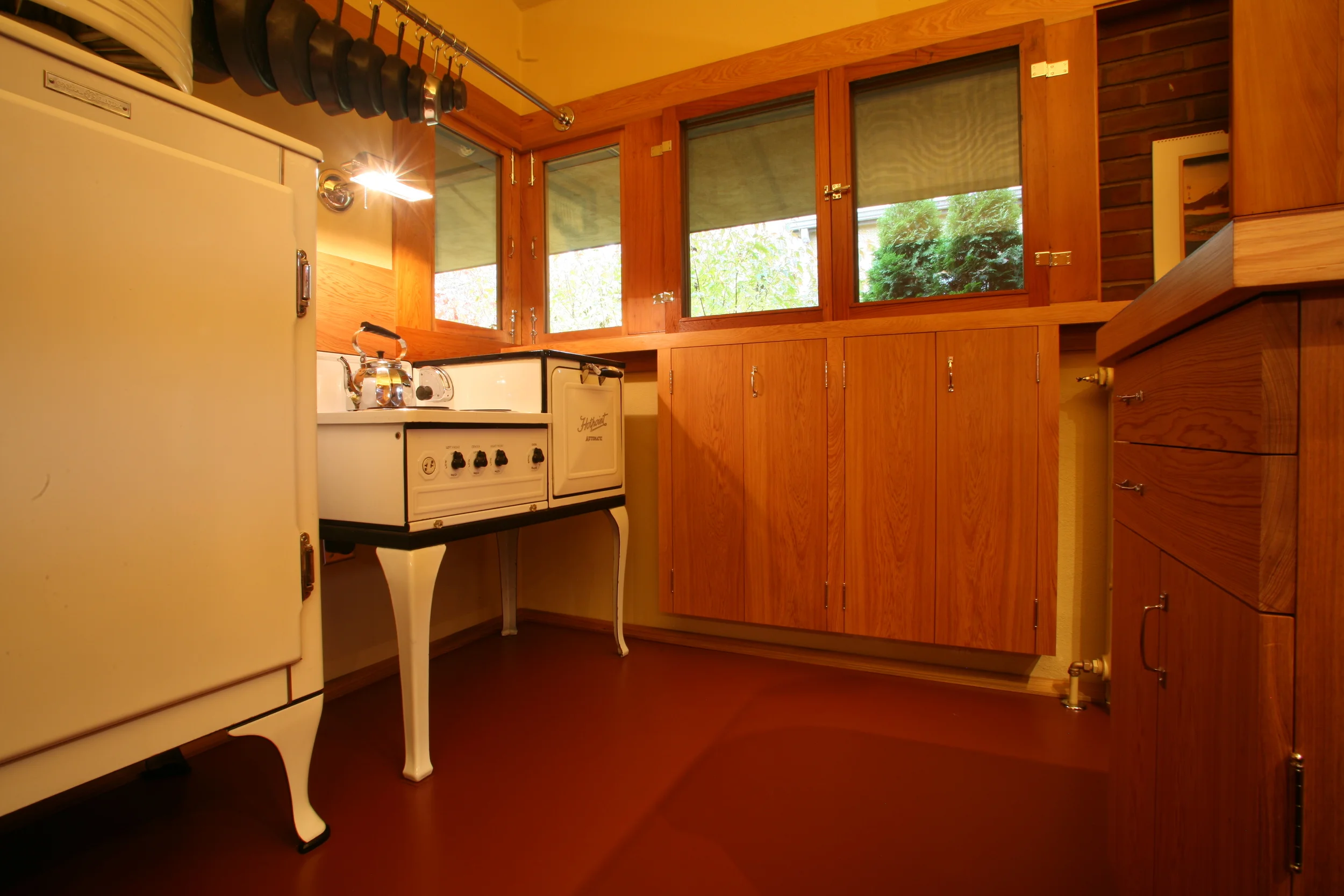Kitchen10.JPG