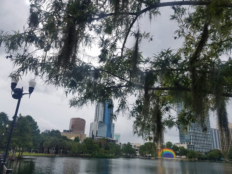 state_28_lakeeola10.jpg