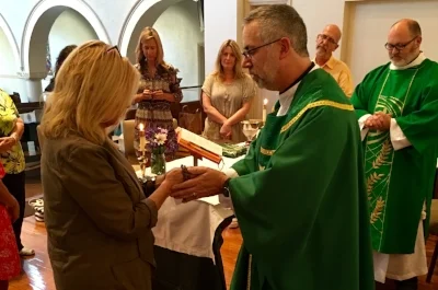 All are welcome to receive communion.