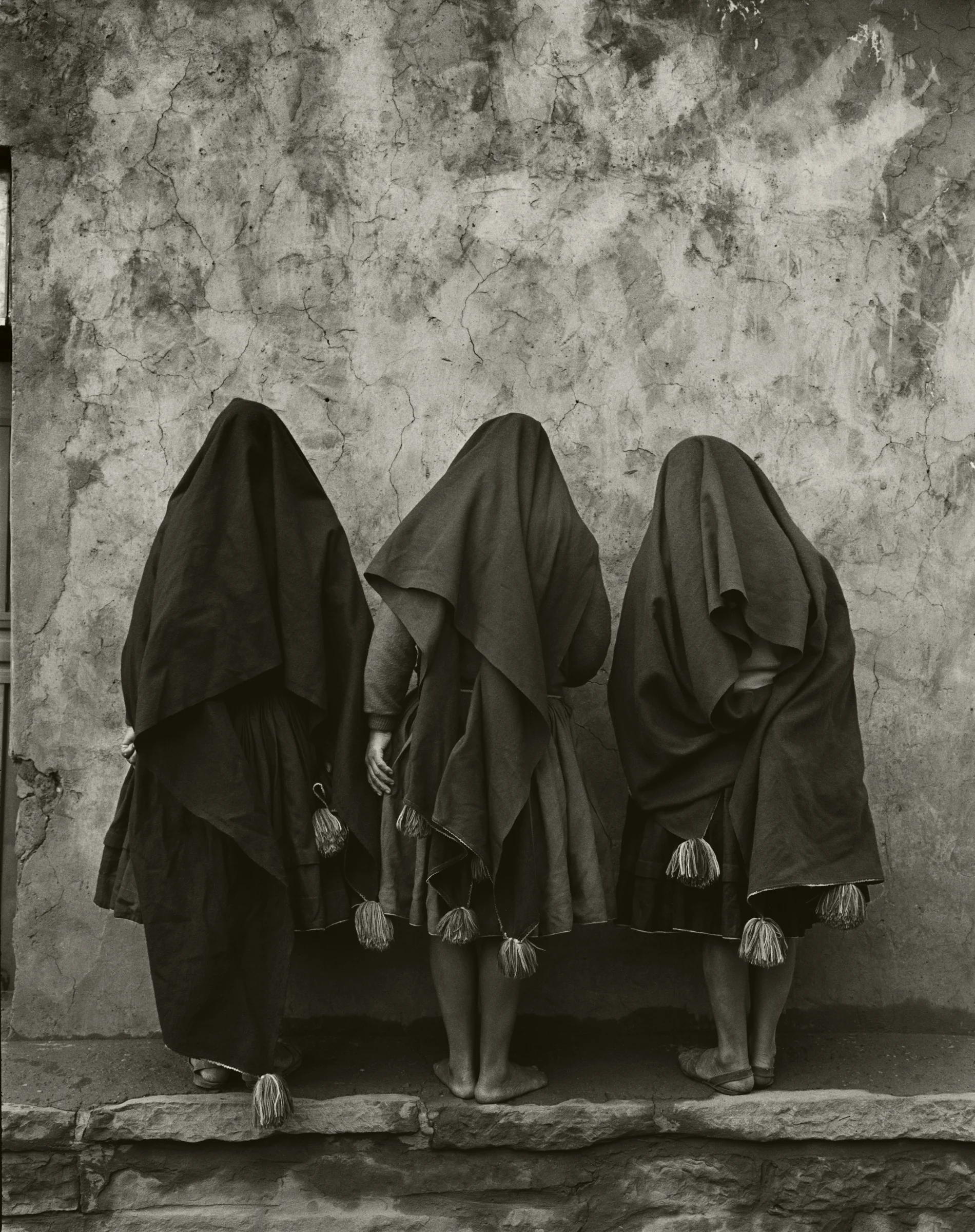 WOMEN IN TAQUILE