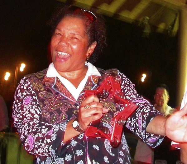 Bev Rohlehr