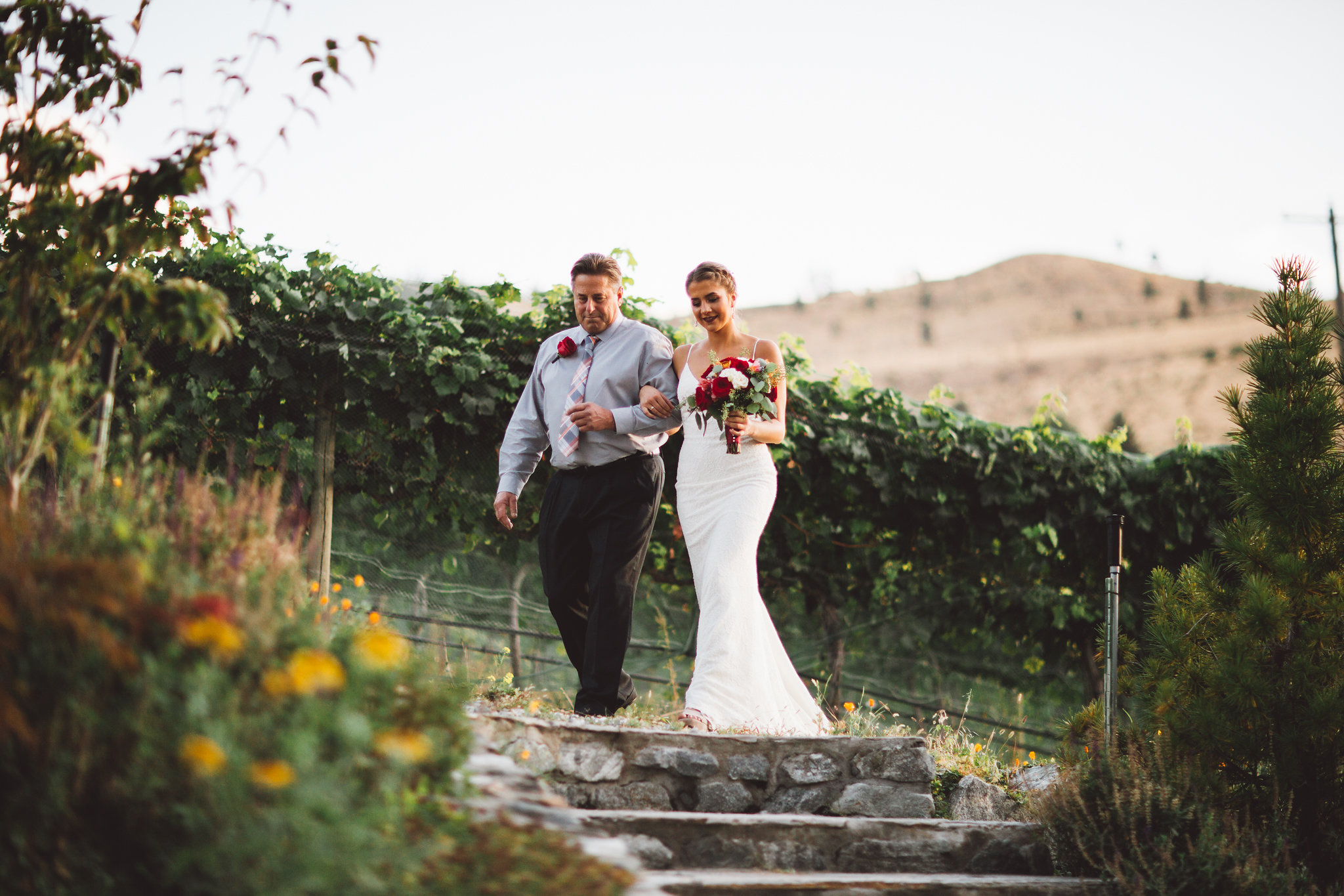 Tunnel Hill Winery Lake Chelan Washington Wedding | Lake Chelan Wedding Venues | Summer Vineyard Wedding Reception | Pacific Northwest Wineries | Tida Svy Photo | www.tidasvy.com