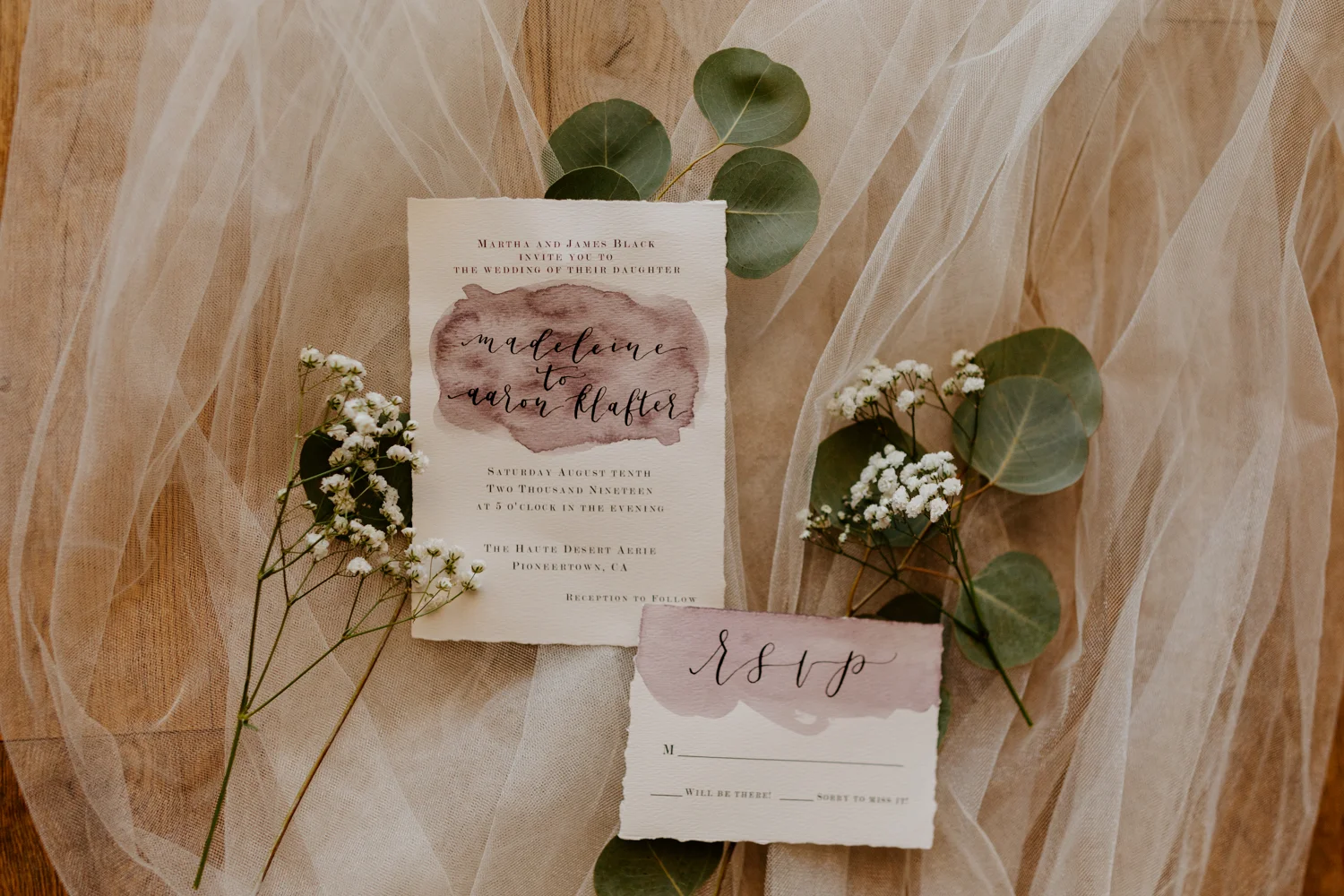 Simple Boho Watercolor Eucalyptus Wedding Invitation Suite | Joshua Tree Wedding | Tida Svy | www.tidasvy.com