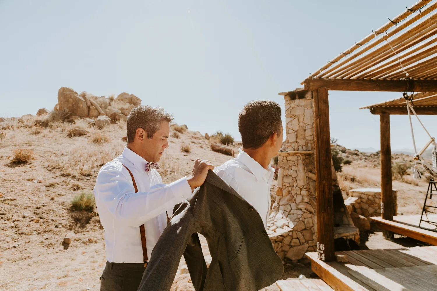 Joshua Tree Wedding Photographer | Le Haut Desert Aerie Wedding | Tida Svy | www.tidasvy.com