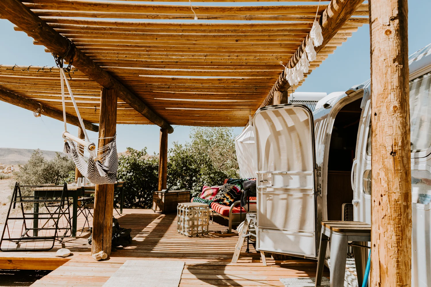 Le Haut Desert Aerie Wedding | Joshua Tree Wedding Photographer | Tida Svy | www.tidasvy.com