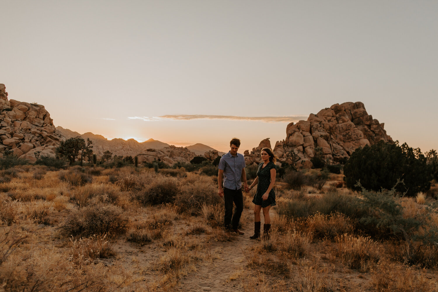 Joshua Tree Engagement Session | Palm Springs Wedding Photographer | Los Angeles Wedding Photographer | Tida Svy | www.tidasvy.com