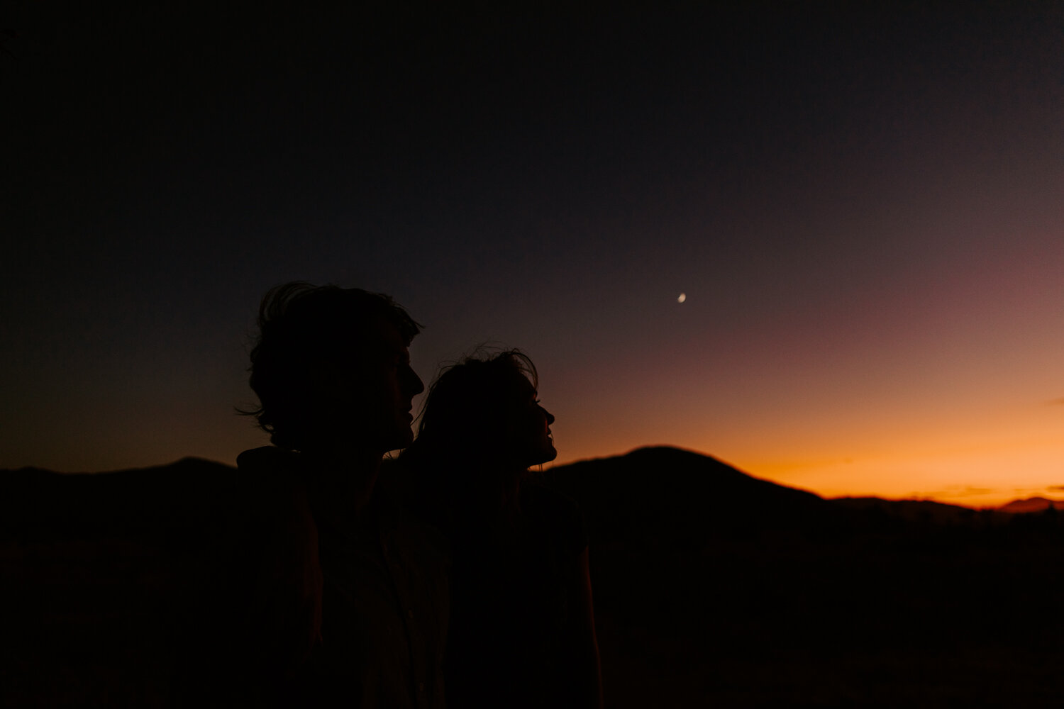 Joshua Tree Sunset Engagement Session | Palm Springs Wedding Photographer | Los Angeles Wedding Photographer | Tida Svy | www.tidasvy.com