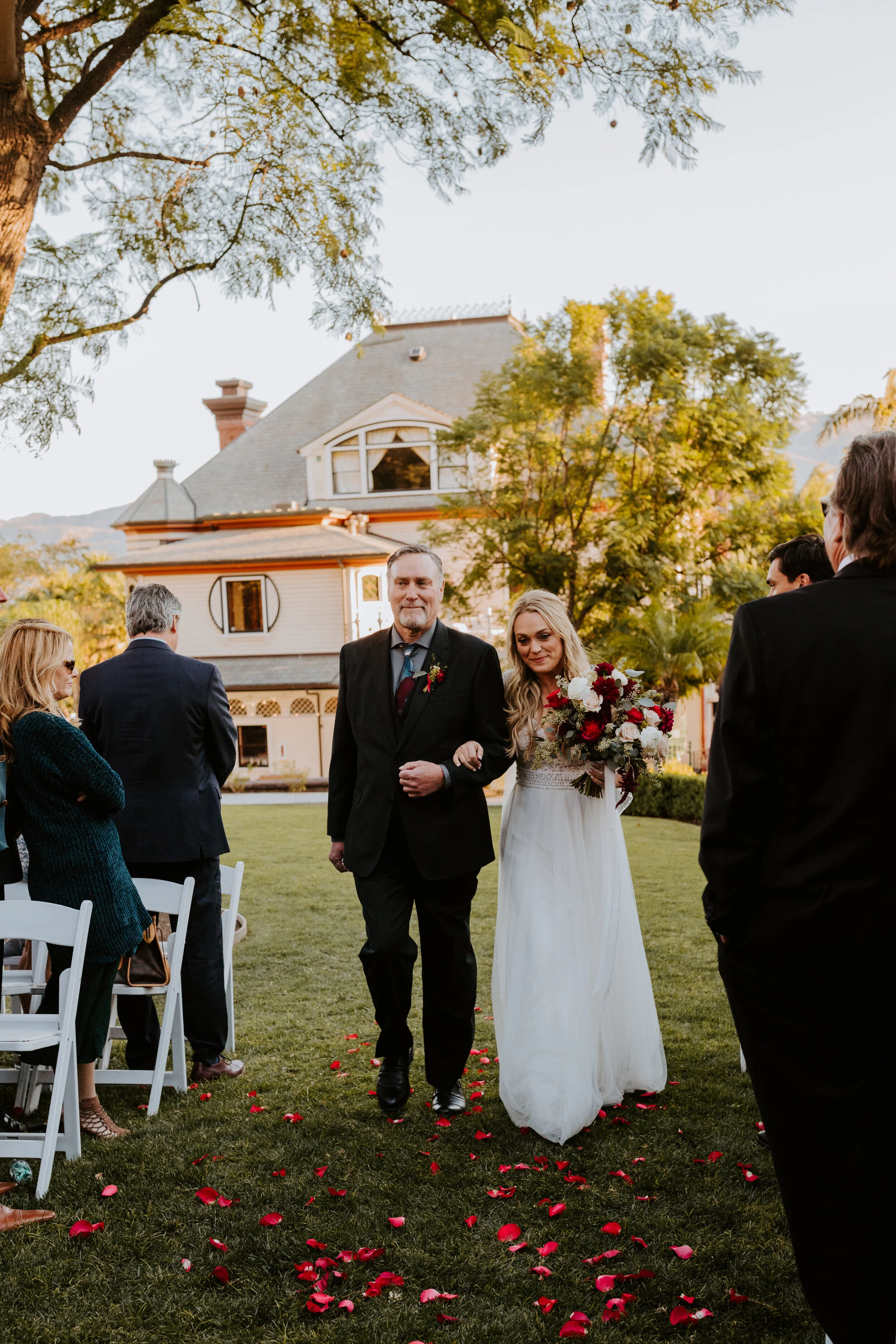 Colorful Wedding at the Historical Newhall Mansion in Piru, CA — Tida Svy