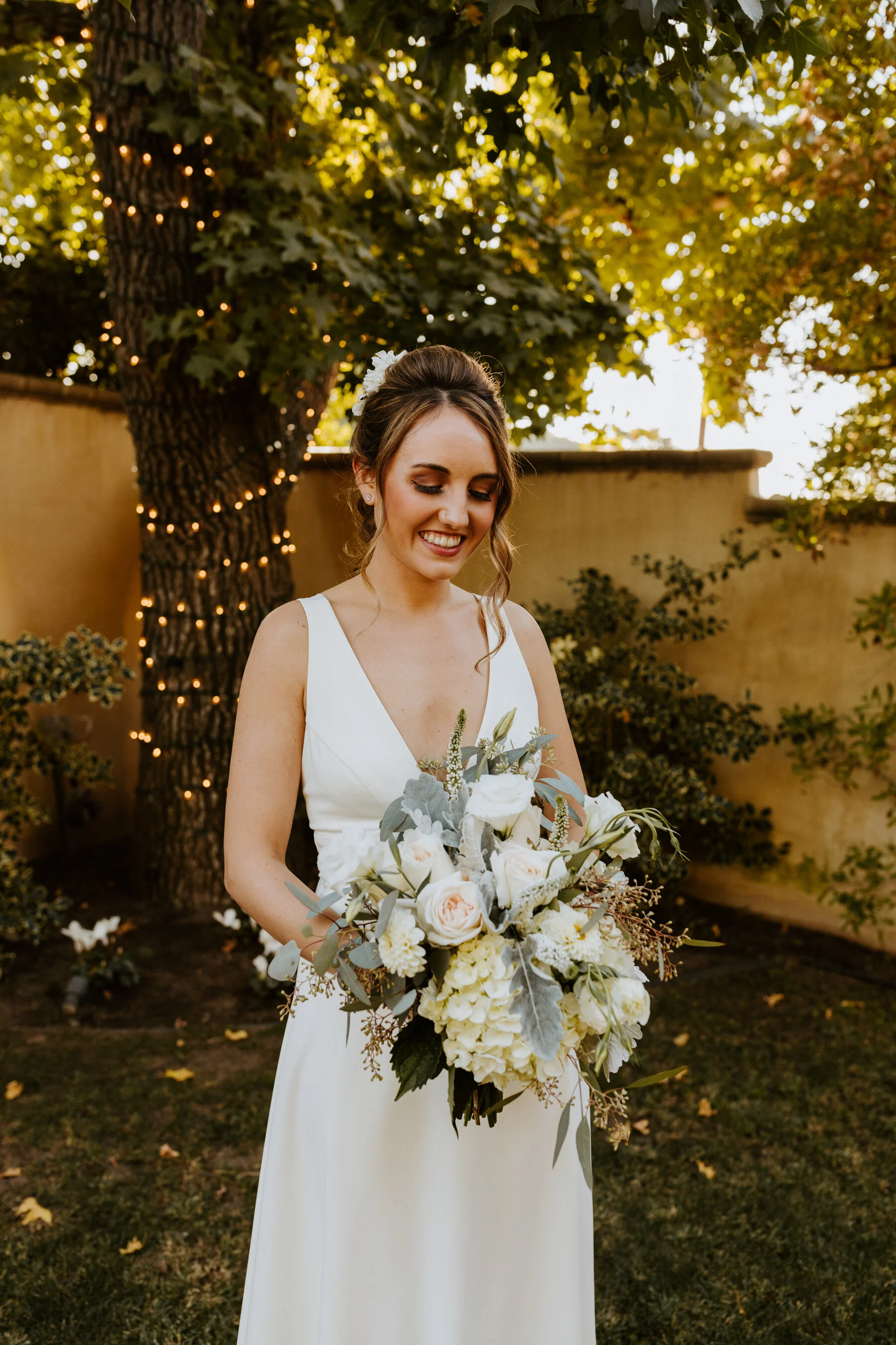 Intimate Los Angeles Backyard Wedding with InNOut — Tida Svy