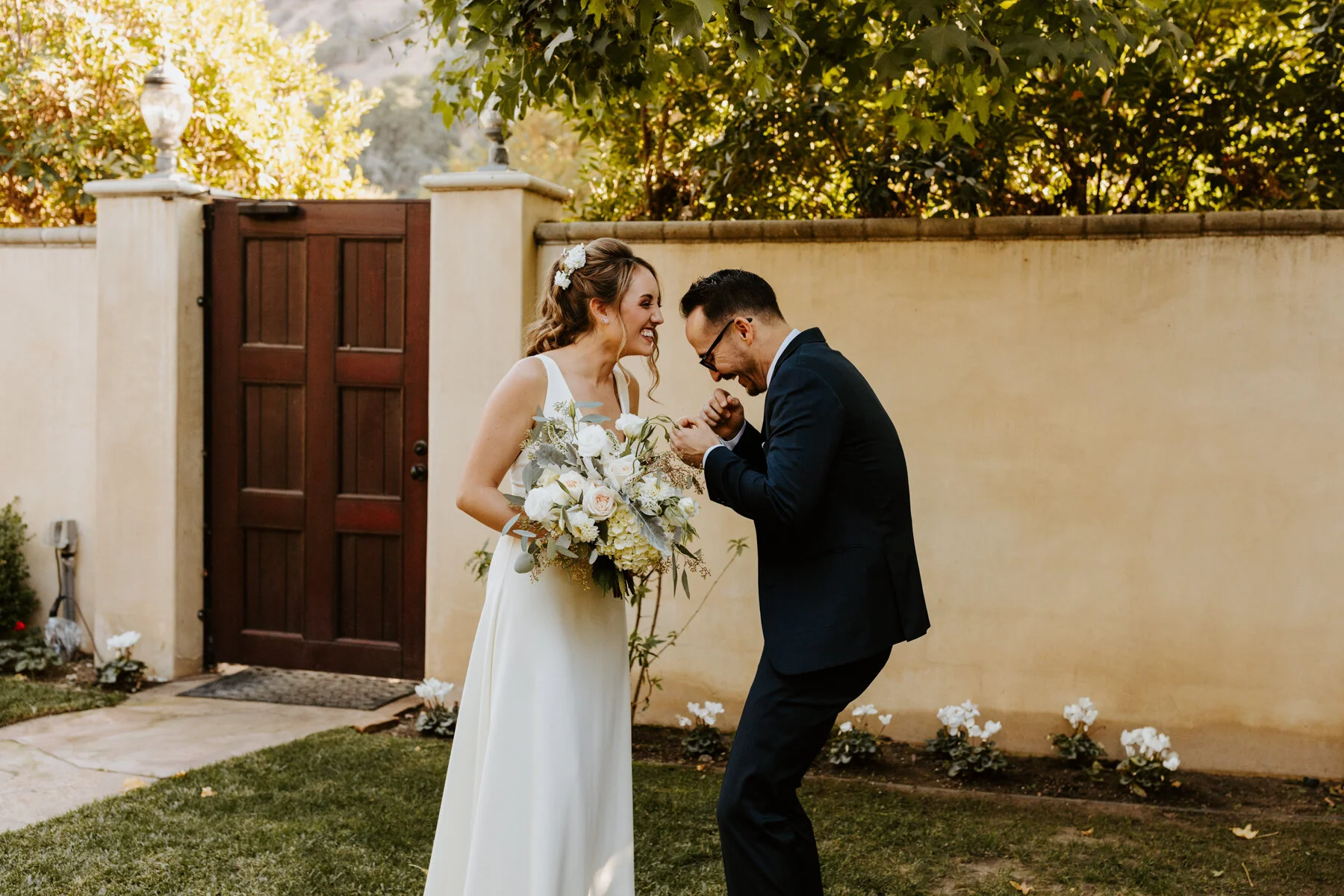 Intimate Los Angeles Backyard Wedding with InNOut — Tida Svy