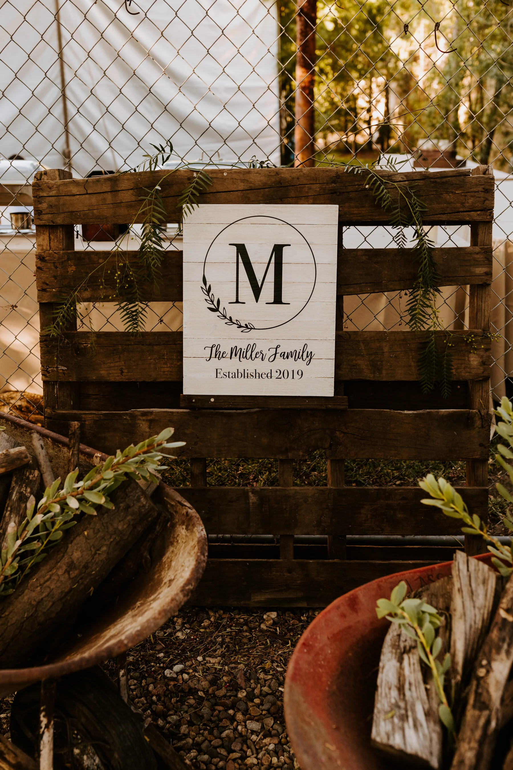 Intimate Los Angeles Backyard Wedding with InNOut — Tida Svy