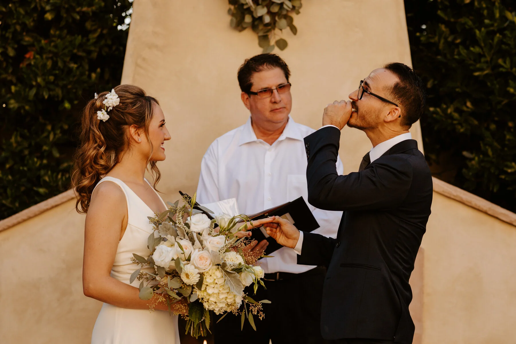 Intimate Los Angeles Backyard Wedding with InNOut — Tida Svy