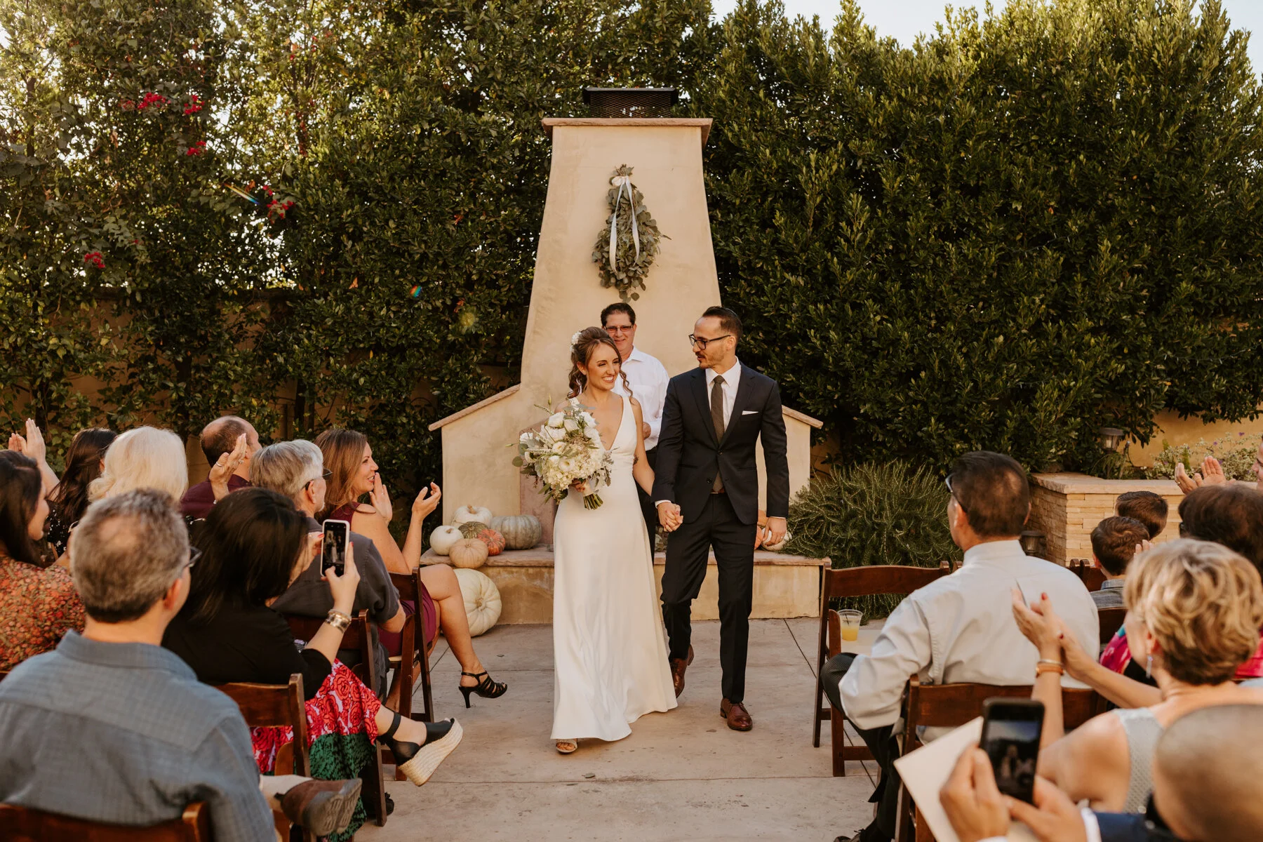 Intimate Los Angeles Backyard Wedding with InNOut — Tida Svy