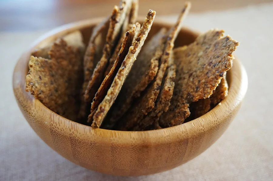 Seed Crackers with Sun-dried Tomato Hummus
