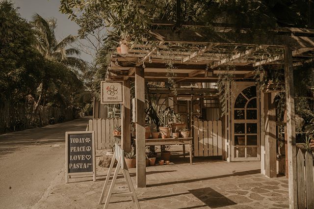 Unassuming on the outside, gorgeous on the inside.
#MilesFromTulum
#milesfrommexico