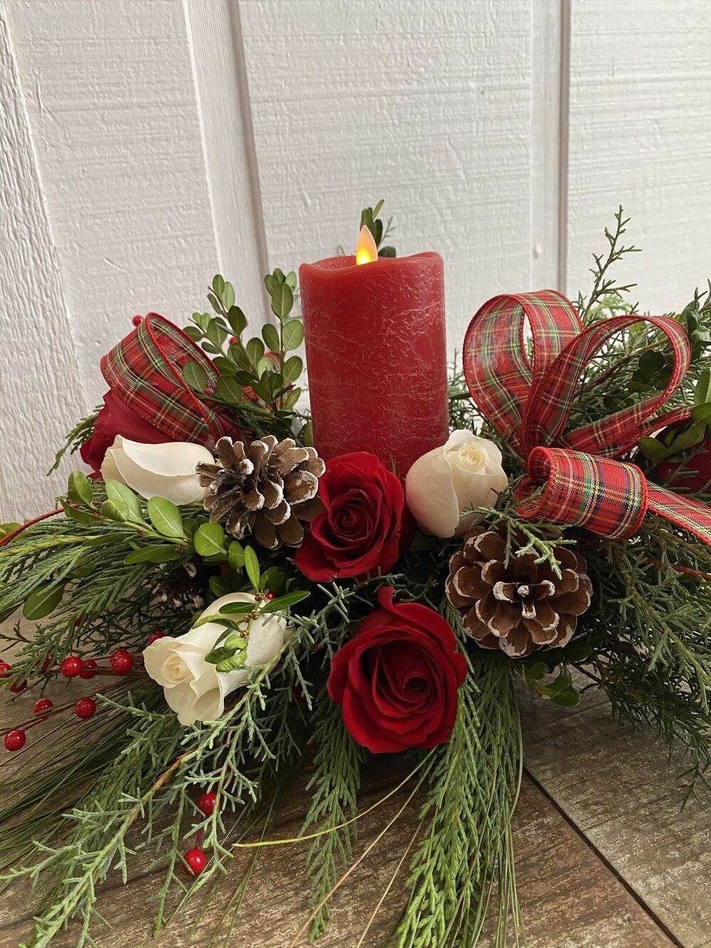 Christmas Centerpiece — Fireplace Gifts & Florist