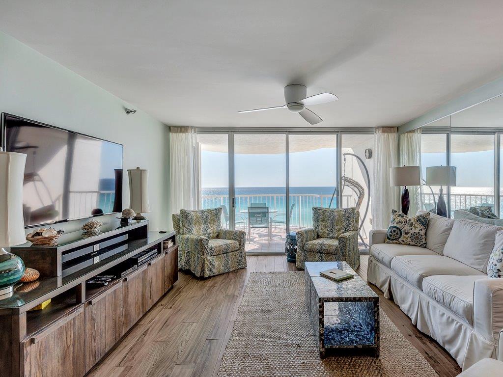 Living area with Beauftiful Gulf View.jpg