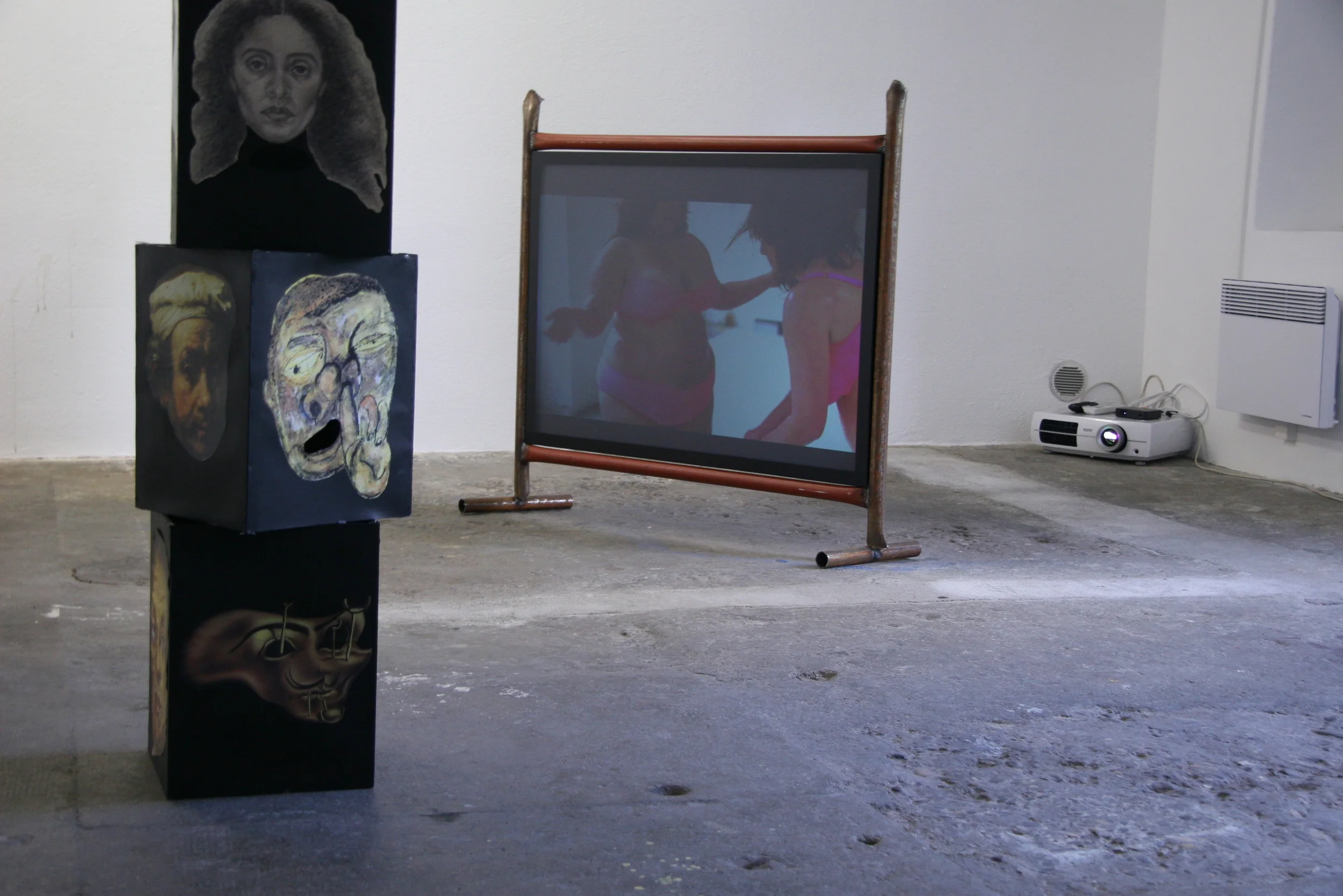 Present Continuous, 2016, Installation view, video projection on metal structure, looped video is 5 minutes and 32 seconds. Exhibition view No local, No global, Wallriss, Fribourg, 2013.