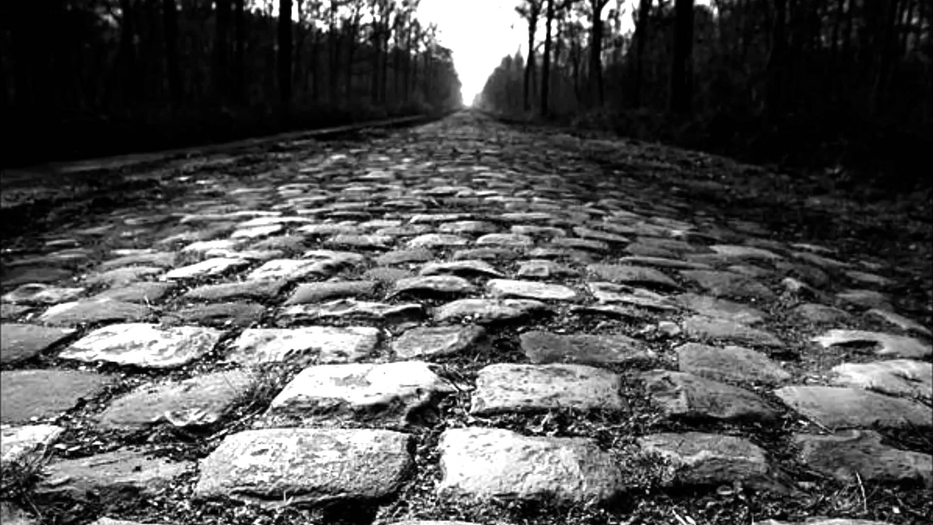pari-roubaix-cobbles.jpg