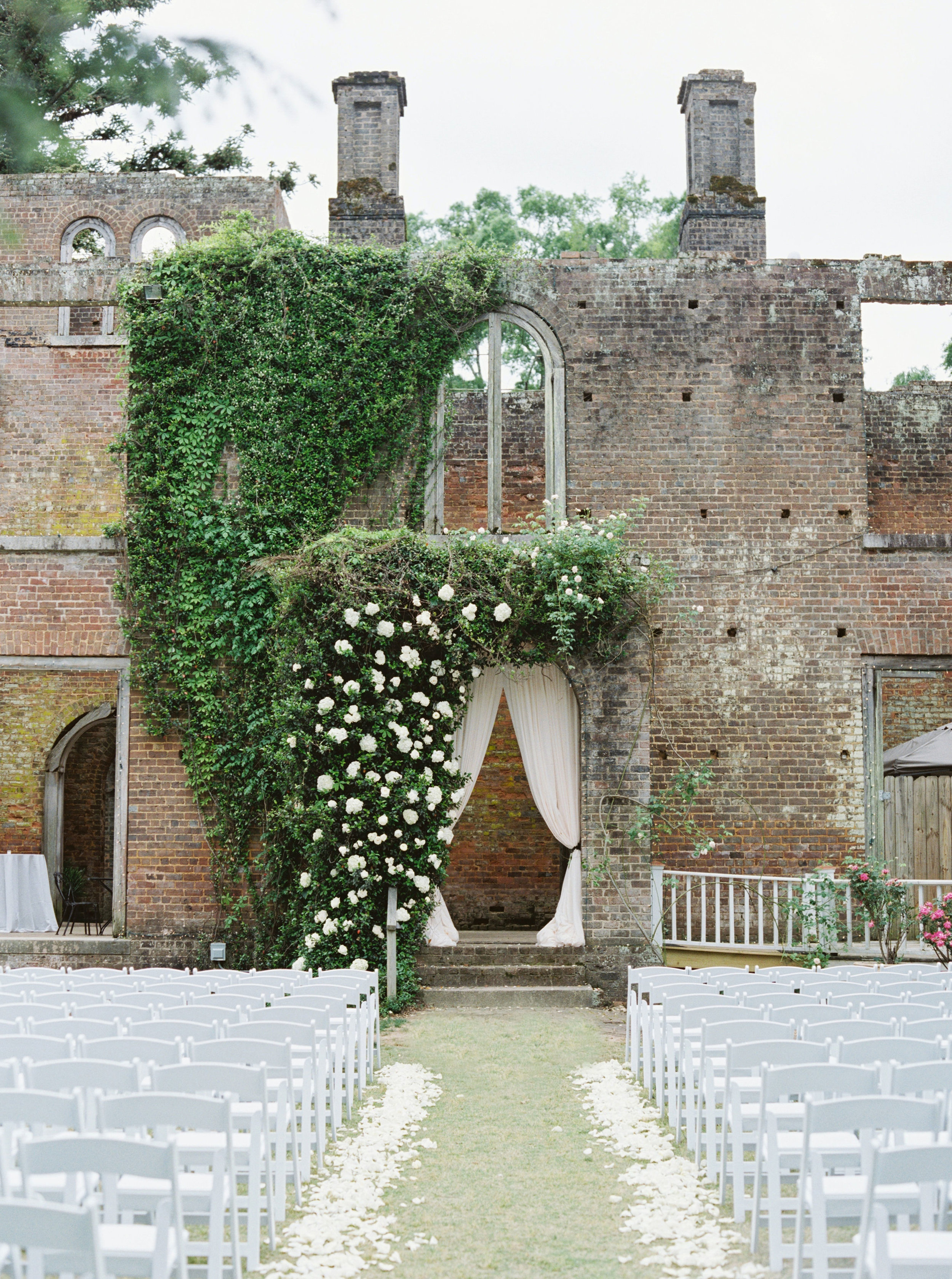 Romantic Barnsley Gardens Wedding May