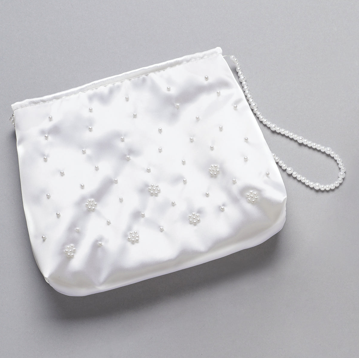 first-communion-beaded-purse.png