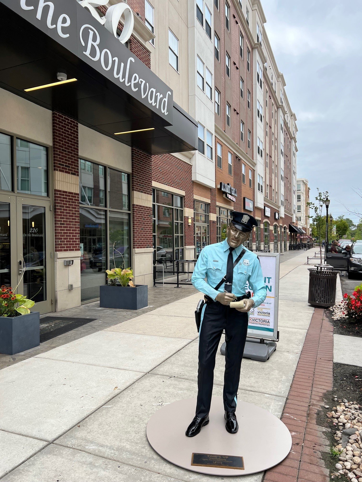 Seward Johnson, Time’s Up, ©1983 The Seward Johnson Atelier, Inc., Photo by Ken Ek