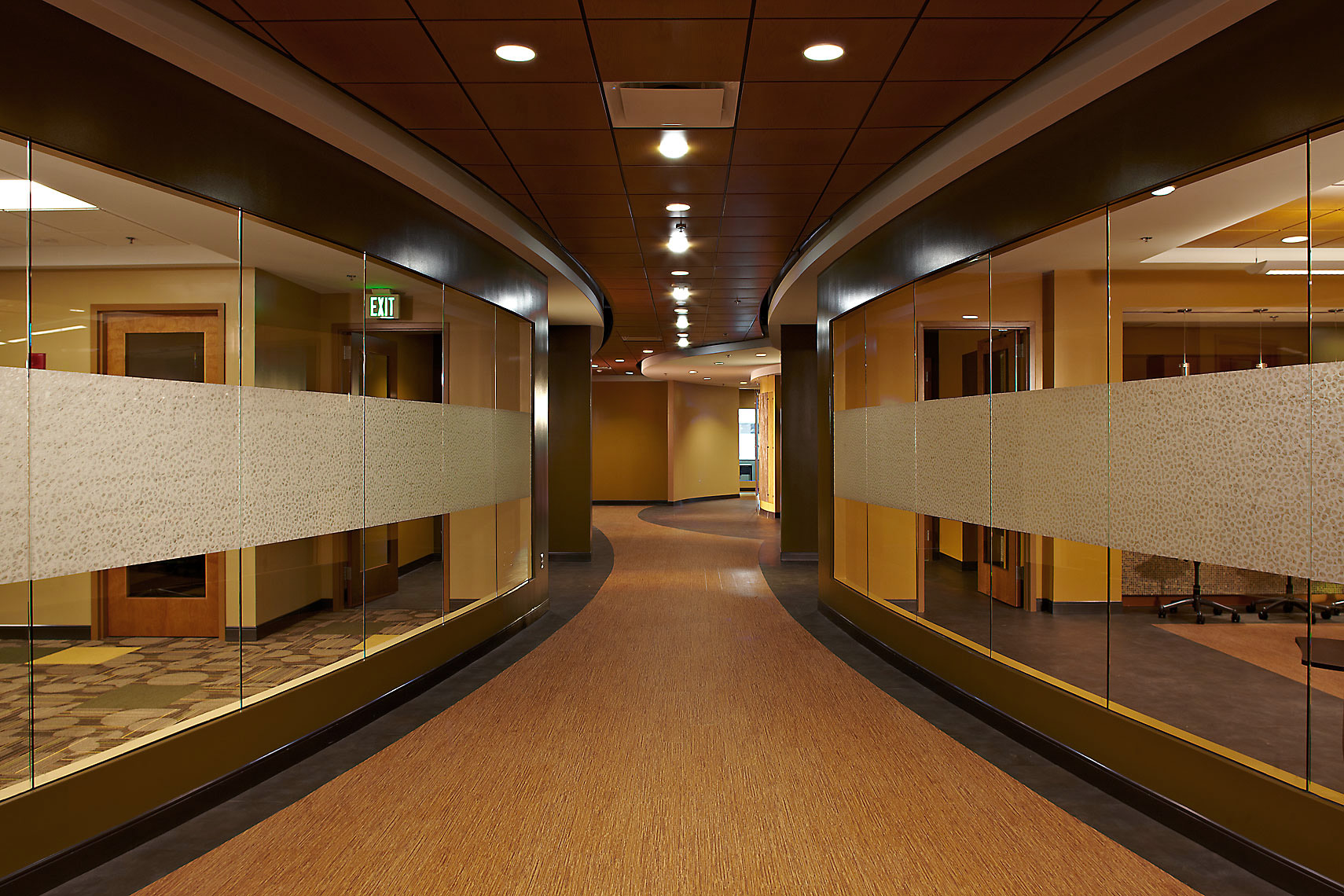 I504_Institutional_PHOTO5.jpg
