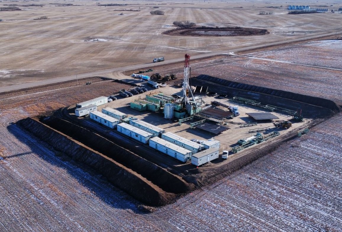  The site of Sonoro Energy’s second well near Kerrobert, SK, a multilateral horizontal well with 4 horizontal legs for a total lateral length of about 1,600 metres. 