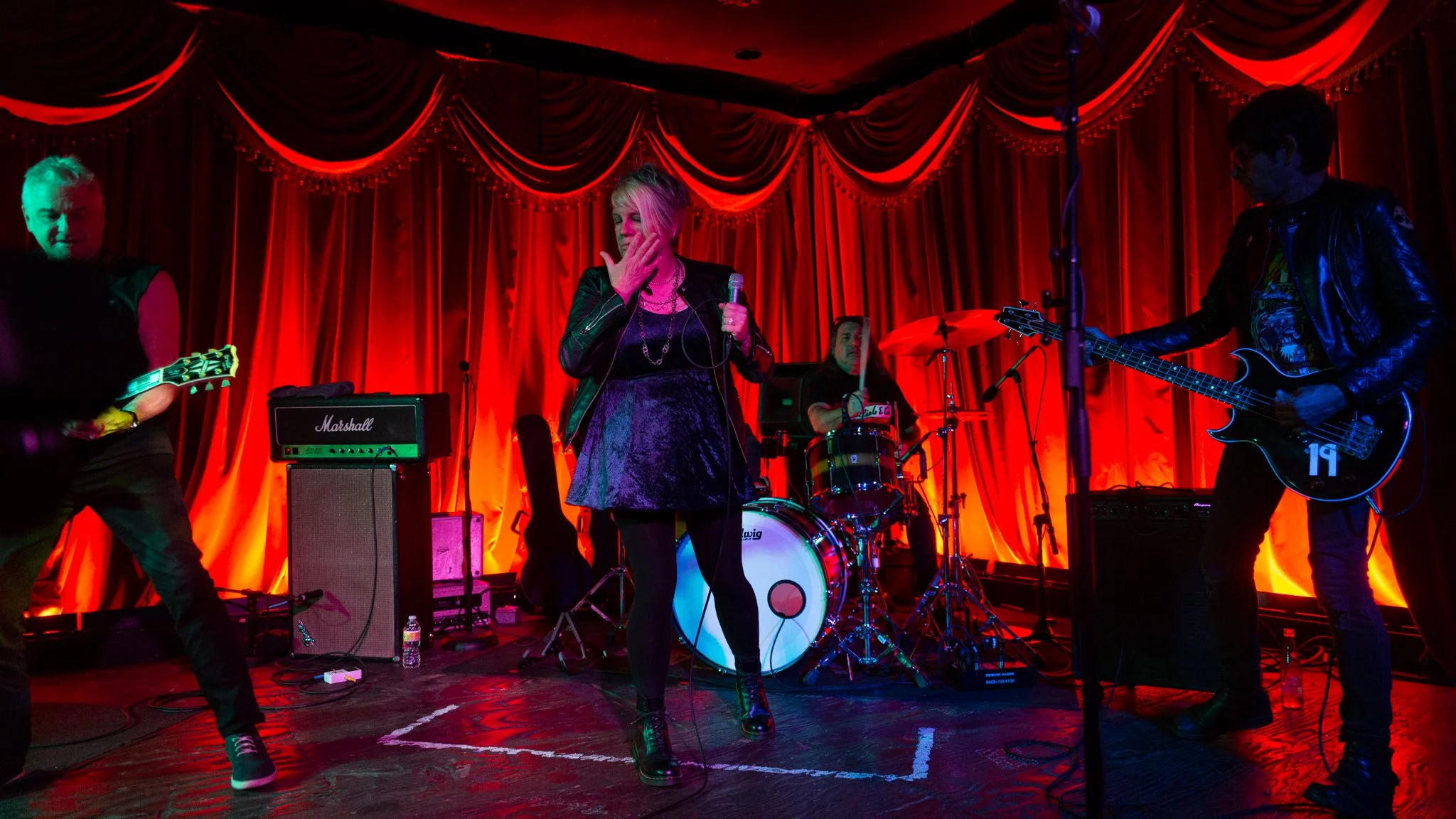 69 – Penelope Houston talks Avengers, venues and the state of punk