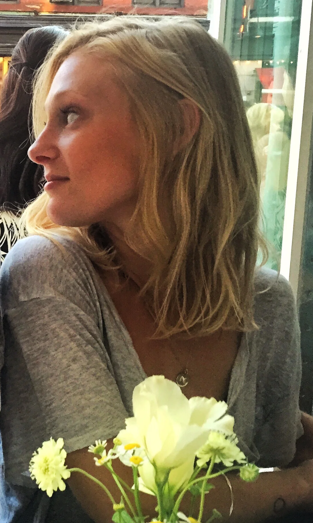 Nina Boutsikaris 2018 Artist-in-Residence. Literary Arts Nina Boutsikaris’ narrative nonfiction has appeared in Third Coast, Fourth Genre, Hippocampus, Redivider, The Los Angeles Review, The Offing, Hobart, Brevity, and elsewhere, and her work