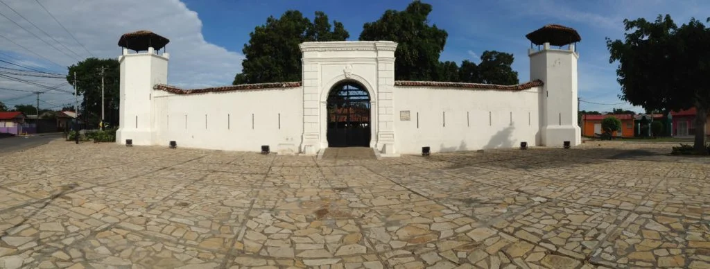 Gun powder storage facility called La Fortaleza. It's the closest I've come to seeing a Spanish fort on this trip.