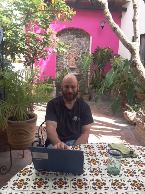 The fool, in his new office.