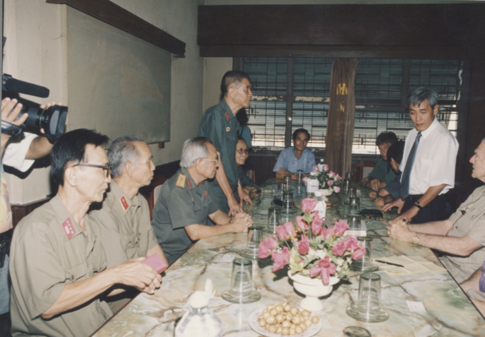 Meeting with Admiral Zumwalt - 05.jpeg