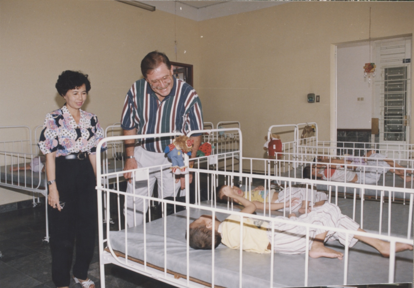 VNAH 1994 Amputees - 26.jpeg