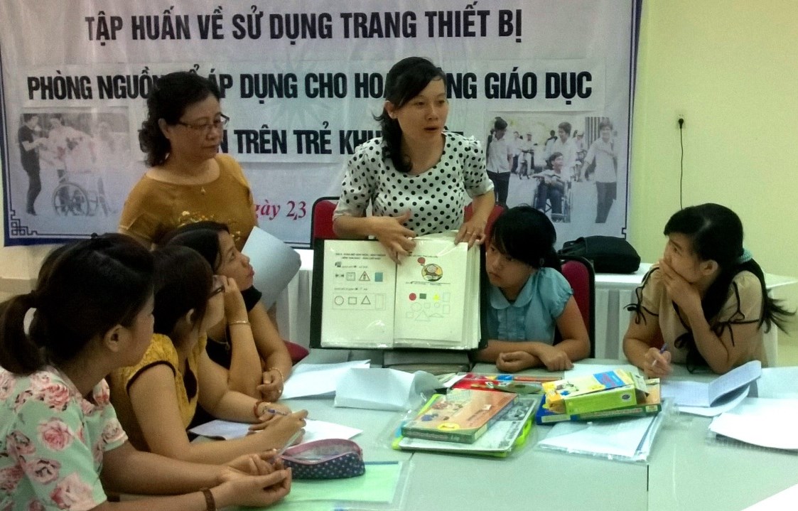 RESOURCE ROOMS FOR SUPPLEMENTAL LEARNING USAID PDSP supported the establishment of 13 resource rooms in primary schools with books, supplies, software, and equipment to supplement learning for children with special needs. Thus far, over 130 children with special needs have received one-on-one support at the established resource rooms.