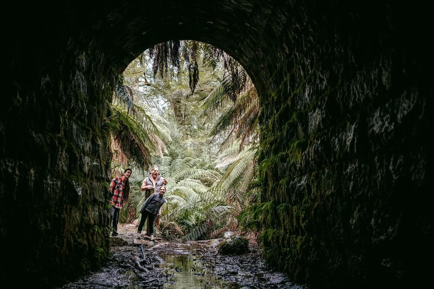 You&rsquo;ve heard of the big pineapple, or the big prawn, but have you heard of the big culvert?
I hadn&rsquo;t, until my shoot last month with @discoverdindi 
Coming from a civil engineering background, I was imagining a big precast concrete culver