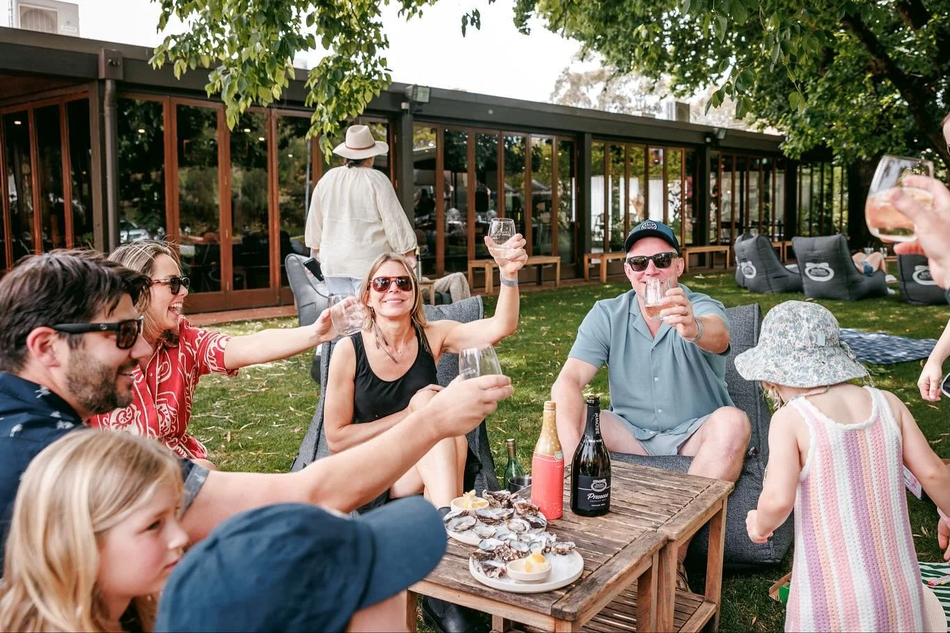 Little snippet from yesterday at La Dolce Vita festival in the King Valley @winesofkv

And a massive shout-out to @natashalarsenphotography and @become_a_pt_with_me for being the best wing-women a lady could ask for!
