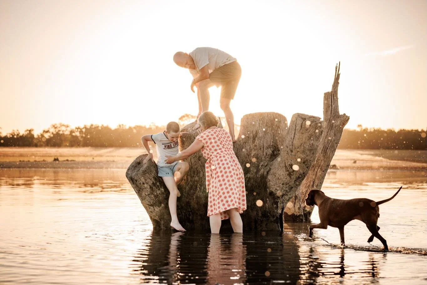 Scenes from the Bassingthwaighte&rsquo;s verses Lake Hume.
My final season for 2025. And the only one I turned up to and left my camera at home! F@*k. Luckily I had my backup and some spare lenses in my bag!