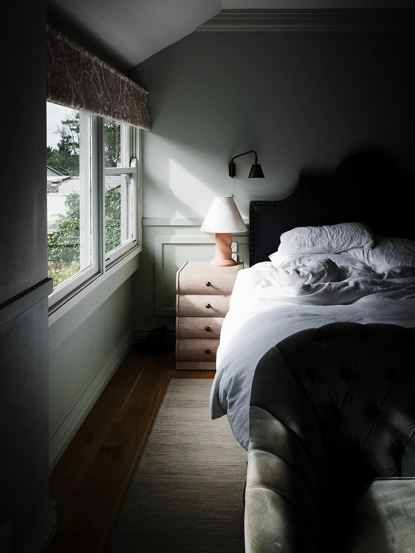 Wishing I was back here at @osbornhouse_ 
Last weeks workshop with @leantimms was amazing. I&rsquo;m still percolating on things said and discussed and taught. I was challenged to see things differently and it got me off shooting on autopilot. Which,