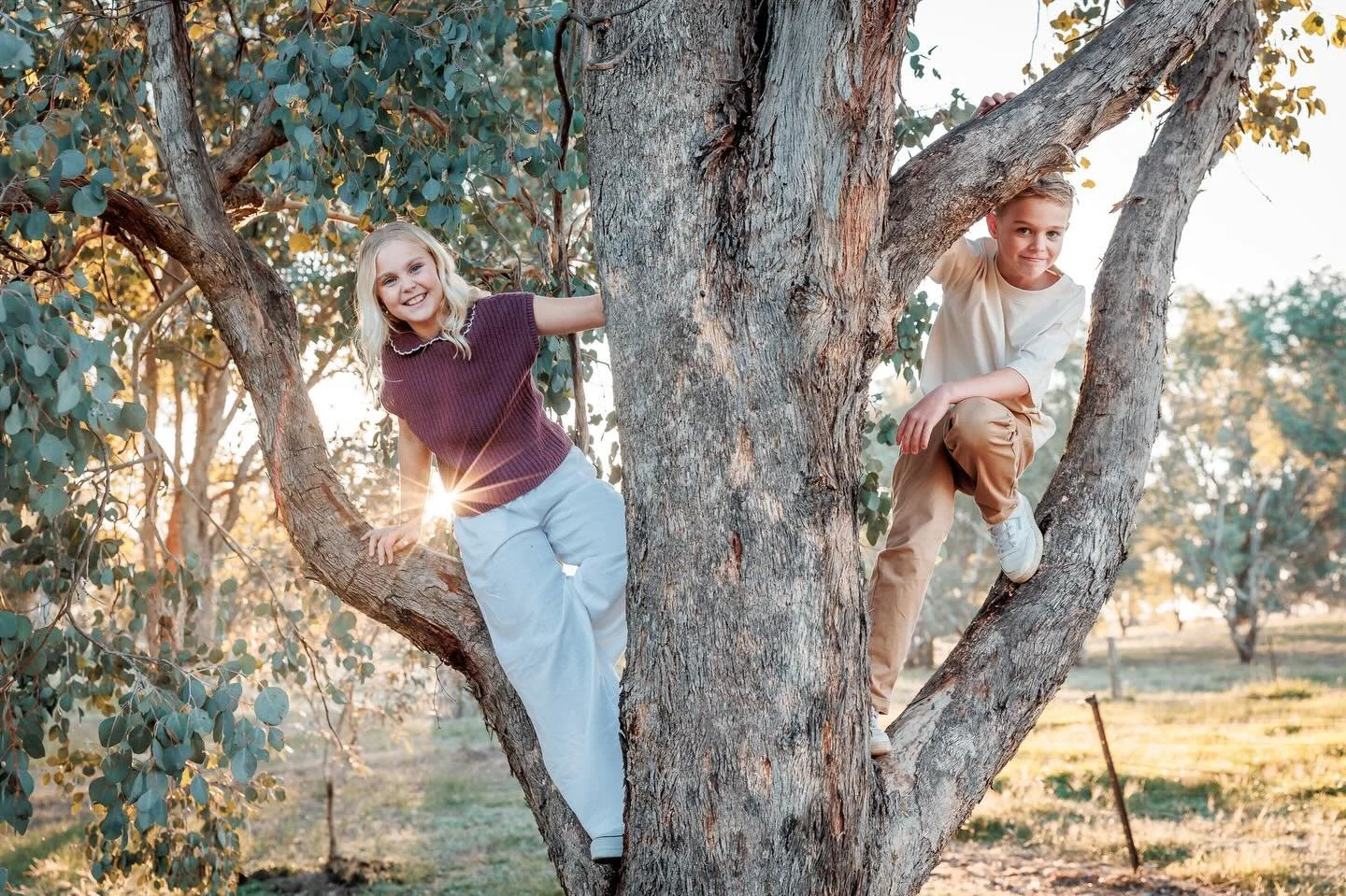 I now share a whole lot more of my business and commercial shoots on here these days, but yes!! I still photograph families!!

Autumn dates are almost gone, but winter is a surprisingly great time of year for photos, one of the best parts being sunse
