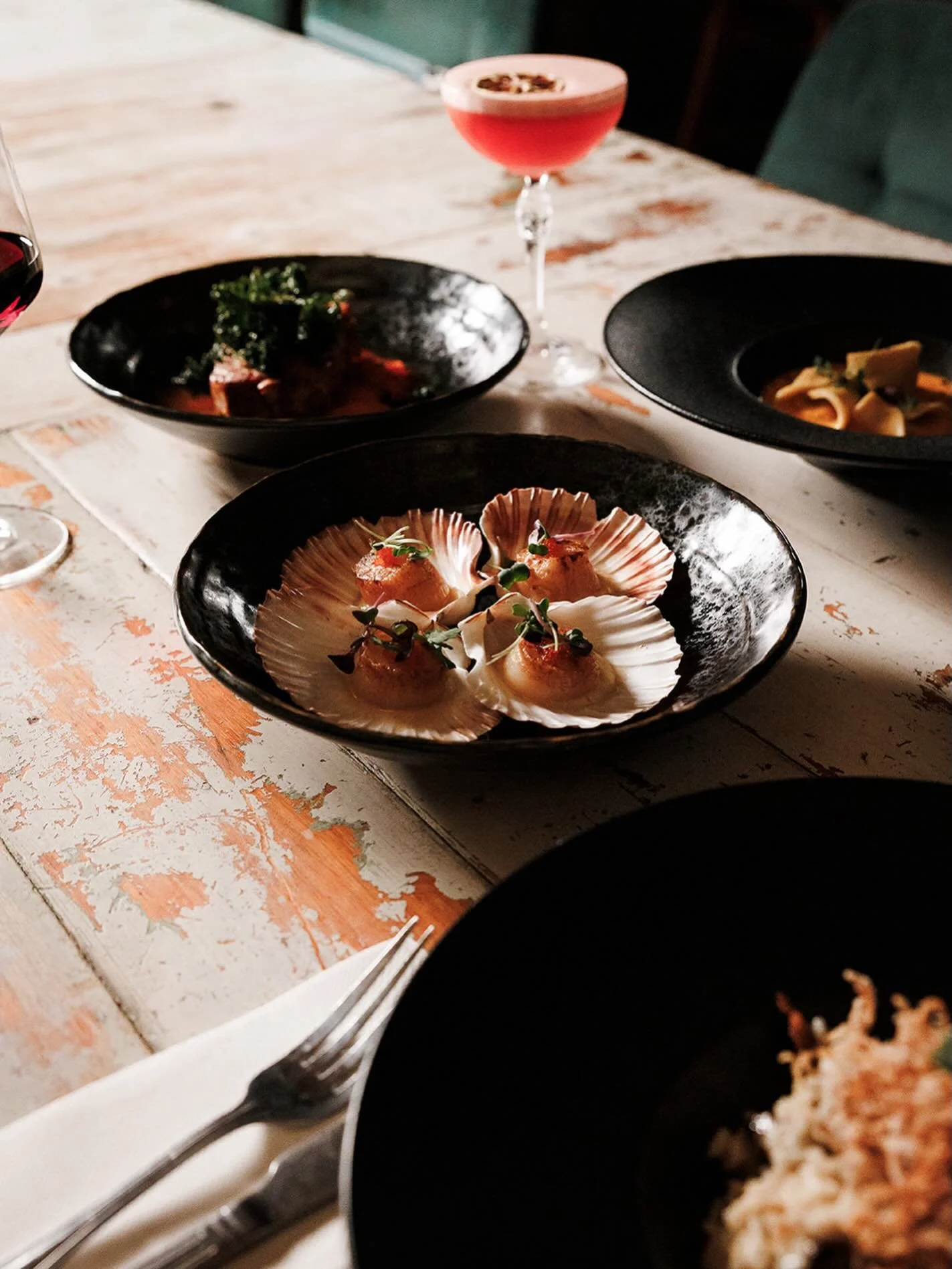 @basils.barandeatery in Bright has got the goods! 
I&rsquo;ve been back up &amp; down the Ovens Valley a few times over the past month, on a number of different shoots, this one for @brightandsurrounds covering a variety of businesses in the area. 
B