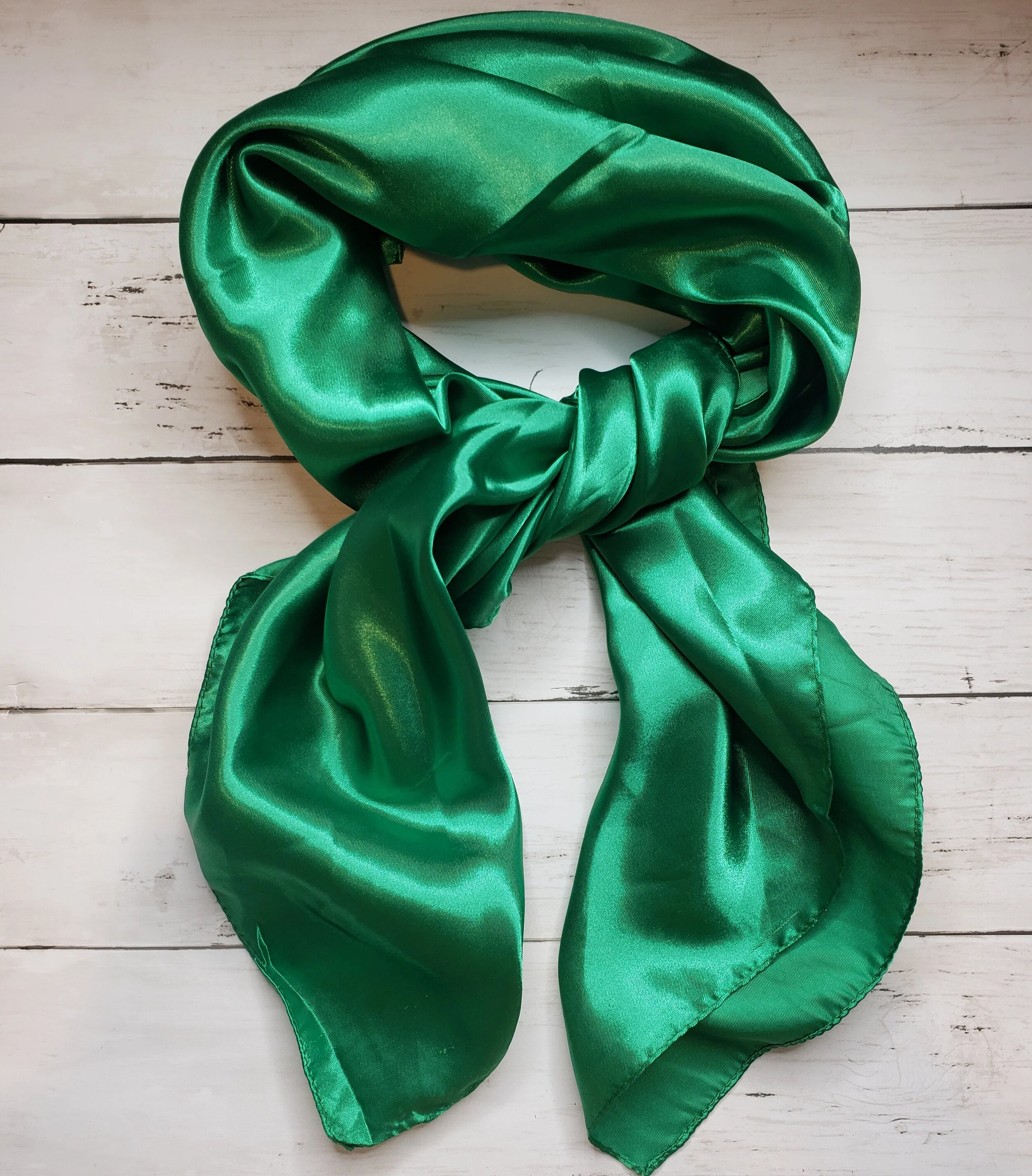 Green with Envy 💚 Silky Satin Scarf