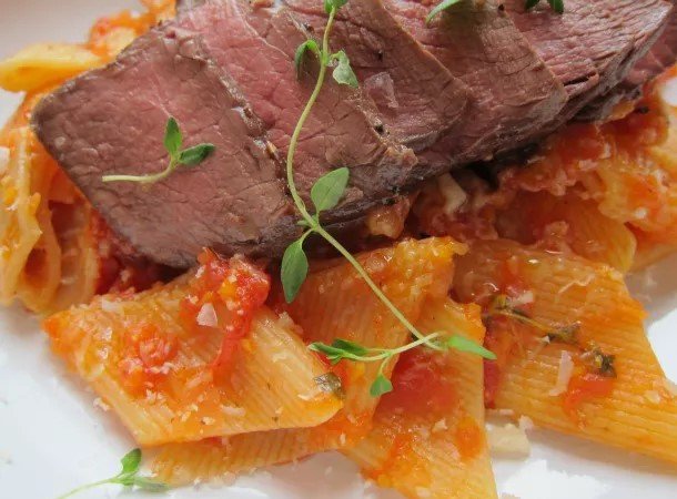 Tenderloin Steak w/Rigatoni