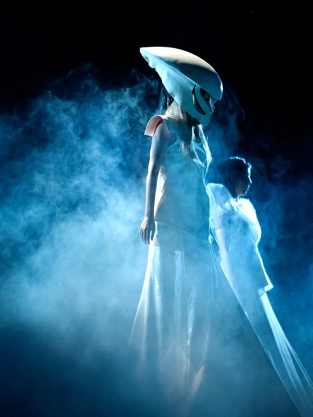 lady-gaga-born-this-way-ball-performance