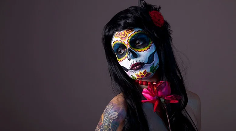 The True Meaning Behind el Día de los Muertos Sugar Skull Makeup