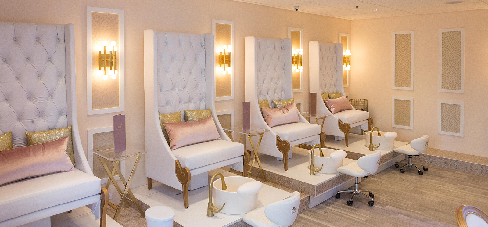 Re’Luxe Nail & Spa Boutique