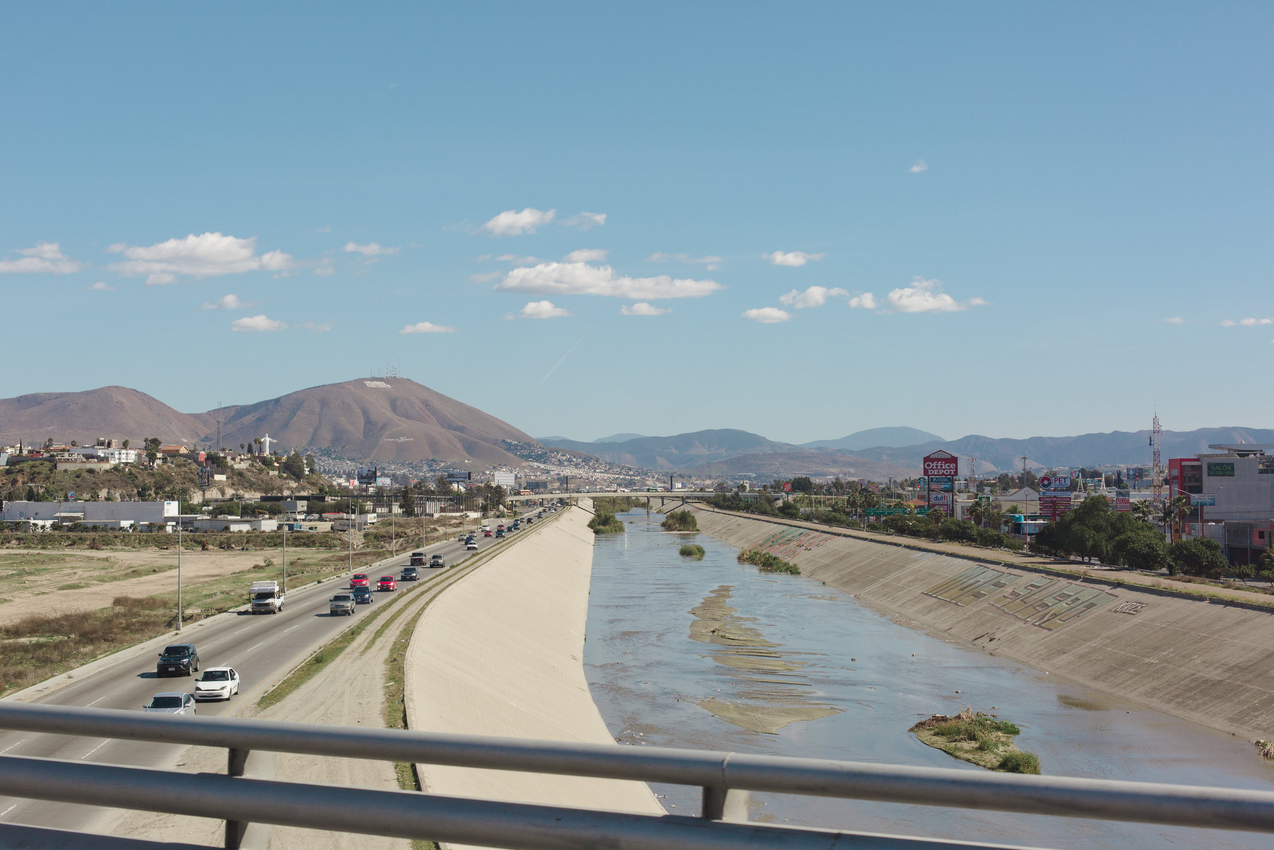 Tijuana-Wall-AMBOSWknd01-0082.jpg