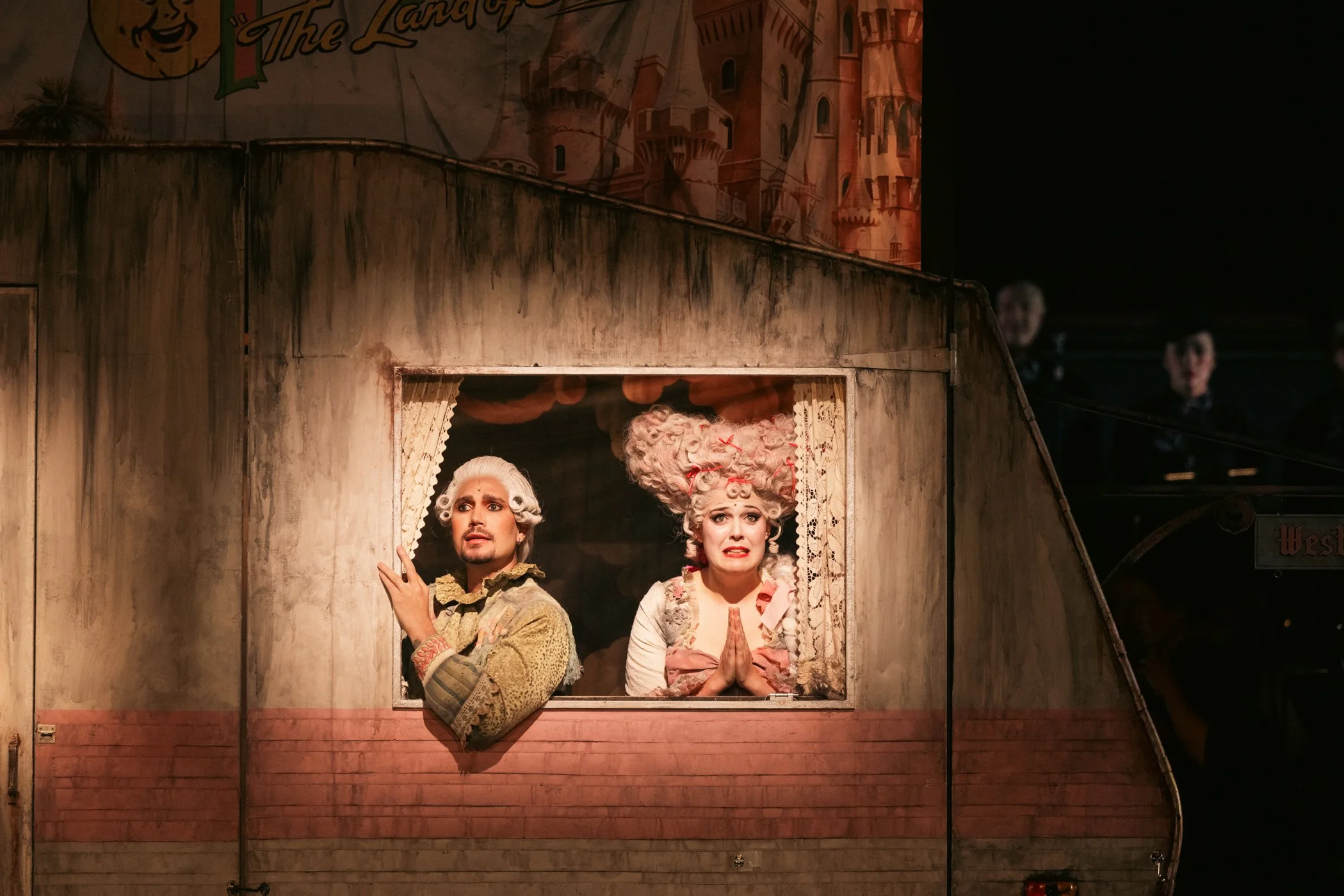 CANDIDE / VICTORIAN OPERA