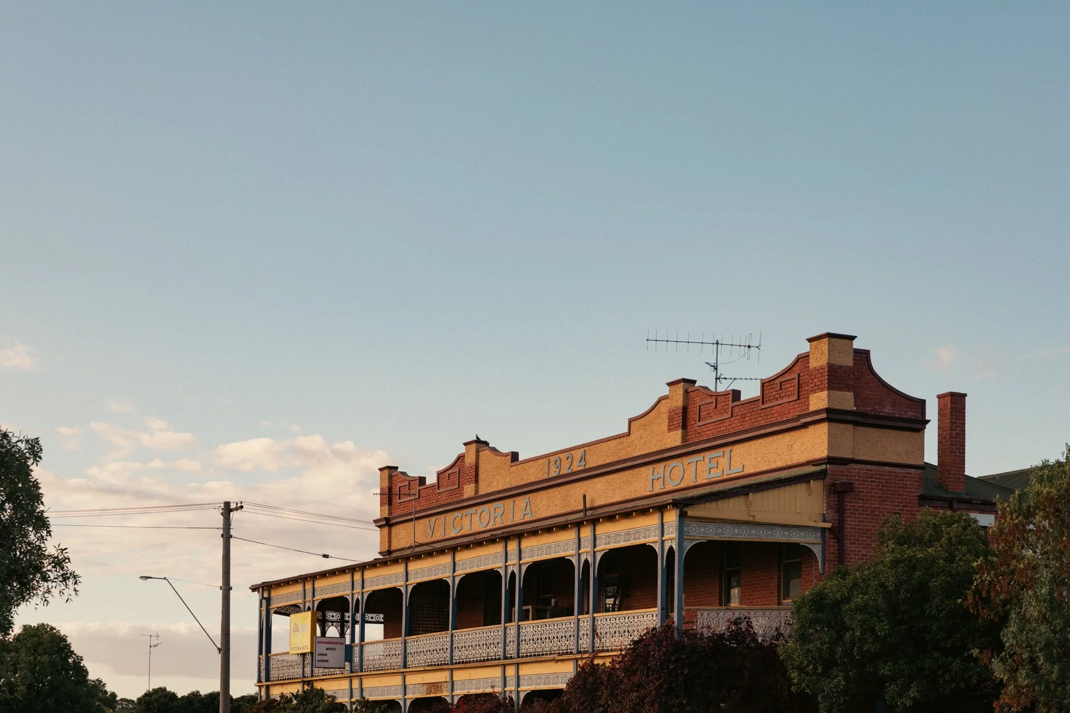 Small-Towns-Charlie-Kinross-LR-2733.jpg